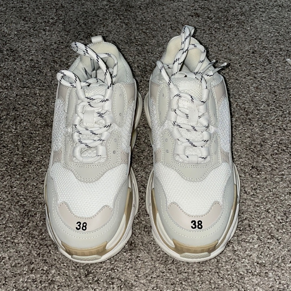 Balenciaga triple s